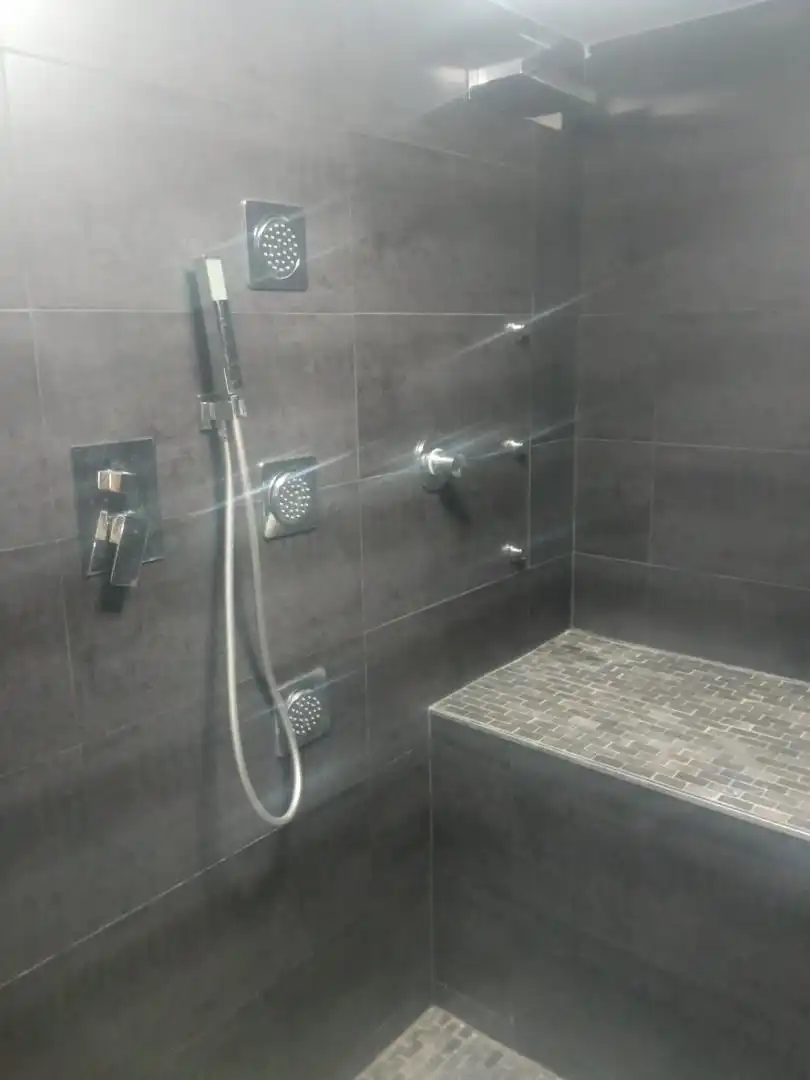 Bany de Casa o xalet en venda en Torrent amb Aire condicionat, Terrassa i Piscina