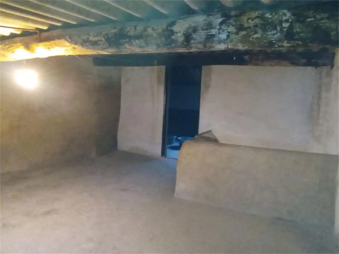 Casa adosada en venda a Calle Calzada, 12, Casas del Monte Casa adosada en venda en Casas del Monte amb Terrassa i Balcó