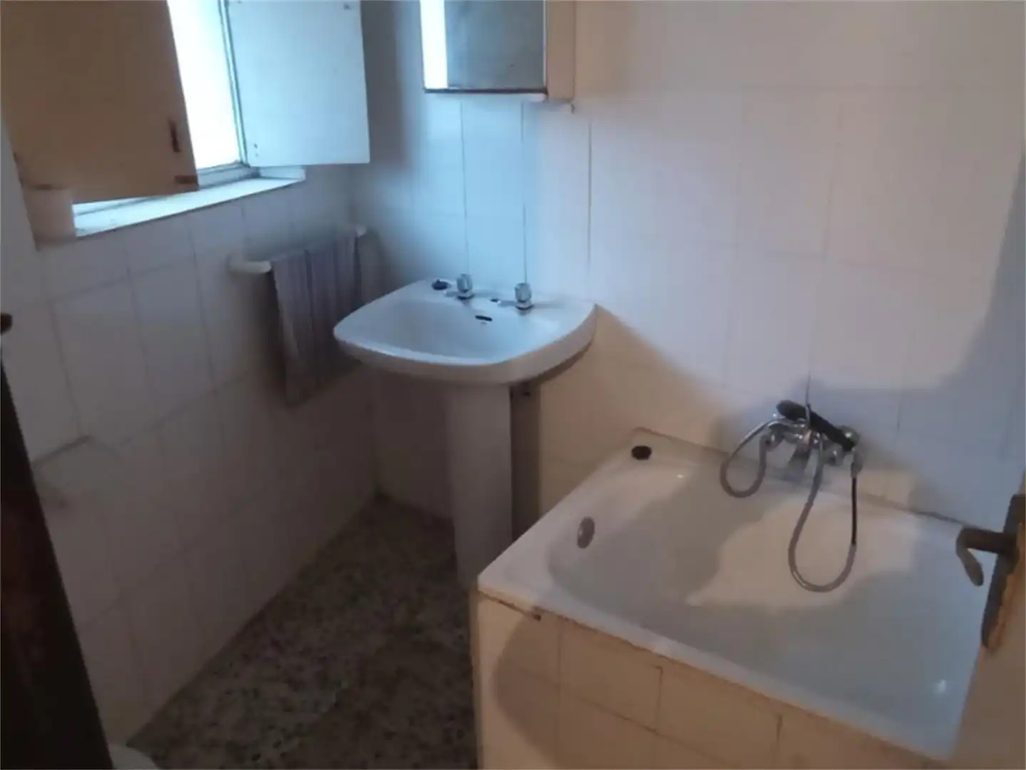 Casa adosada en venda a Calle Calzada, 12, Casas del Monte Bany de Casa adosada en venda en Casas del Monte amb Terrassa i Balcó