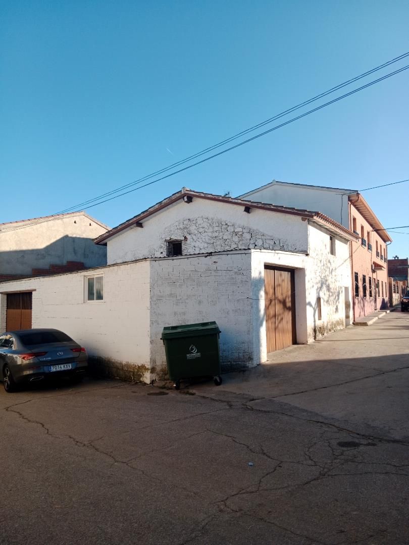Außenansicht von Erdgeschoss zum verkauf in Villar del Pedroso