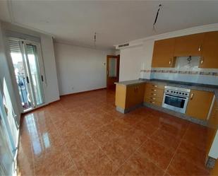 Kitchen of Flat for sale in Tavernes de la Valldigna  with Air Conditioner, Terrace and Balcony