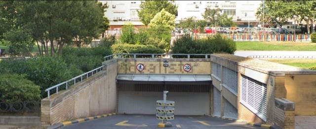 Garaje en Alquiler en Plaza de Brasil, 6 en Zona Centro Joven