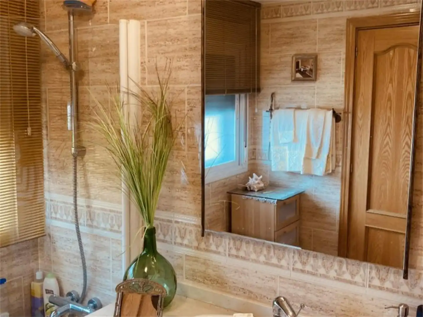 Bathroom of Houses for sale in Villa del Prado  with Air Conditioner and Terrace