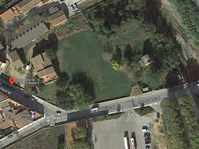 Terreno urbanizable en Venta en Carrer Paral·lel, 14 en La Bisbal d'Empordà