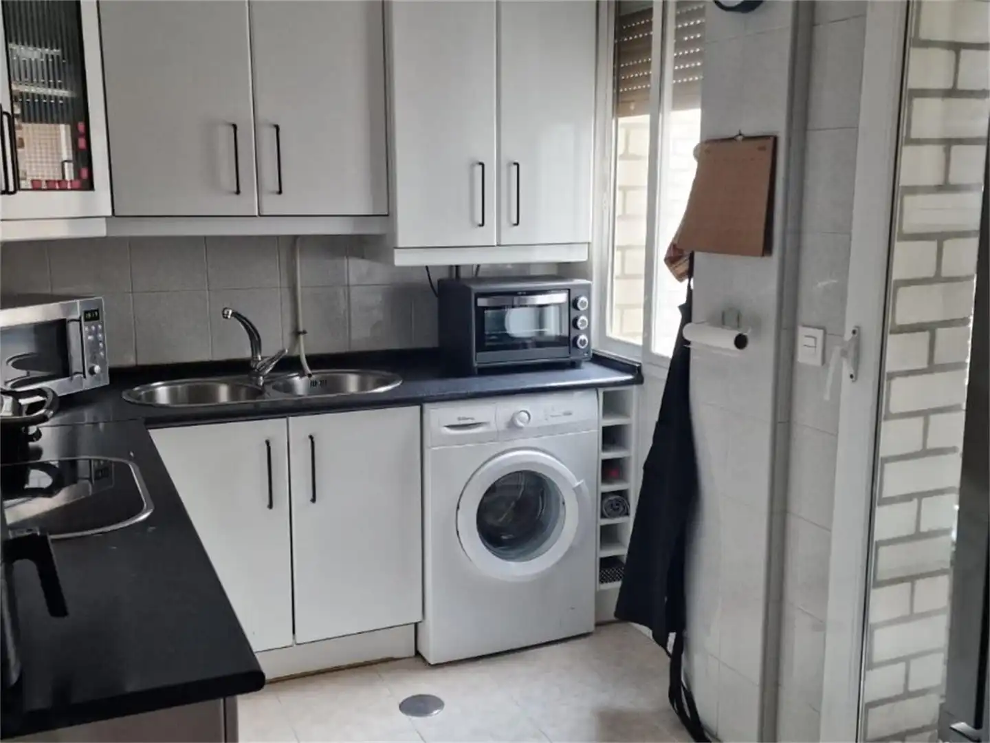 Piso en venta en Calle Ronda de Gracia, 1, Medina del Campo Cocina de Piso en venta en Medina del Campo con Terraza, Trastero y Videoportero