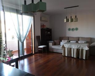 Living room of Flat for sale in La Palma del Condado  with Air Conditioner, Terrace and Balcony