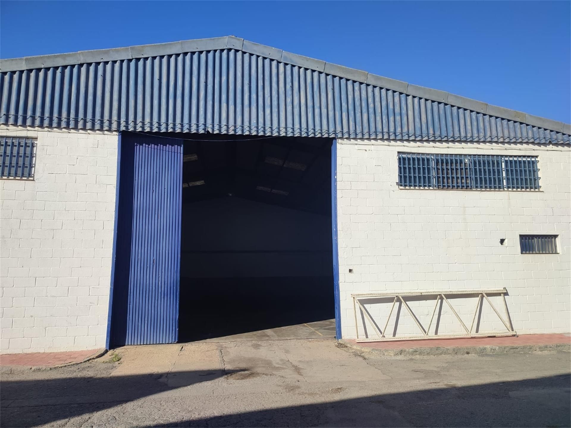 Exterior view of Industrial buildings for sale in  Huelva Capital