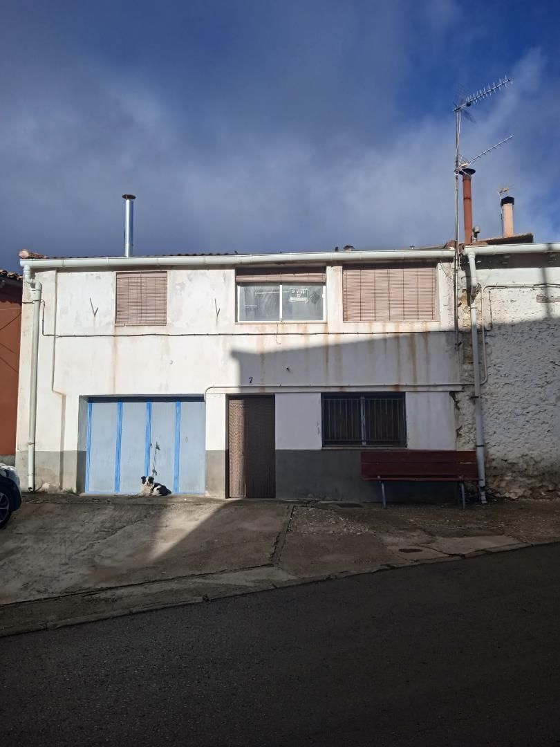 Single-family semi-detached for sale in Villar del Cobo  with Heating, Terrace and Storage room