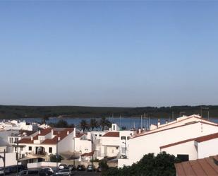 Vista exterior de Dúplex en venda en Es Mercadal amb Terrassa i Balcó