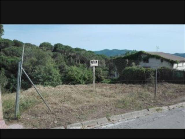 Terreno en Venta en Carrer Arenys, 29 en Can Massuet del Far