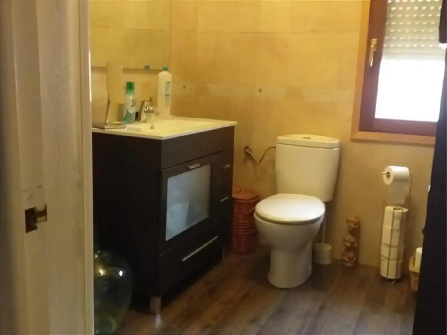 Baño de Piso en venta en Alcañiz con Aire acondicionado y Balcón