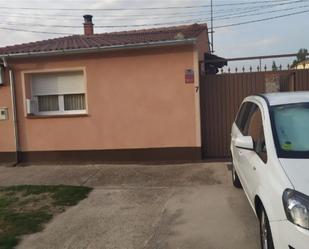 Parking of Country house for sale in Santa María la Real de Nieva  with Heating, Private garden and Storage room