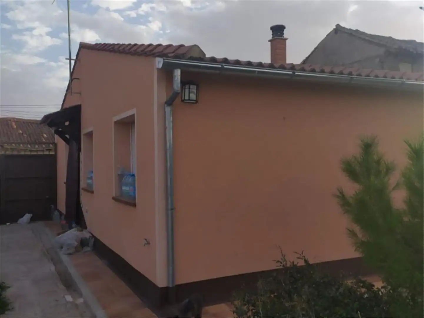 Exterior view of Flat for sale in Santa María la Real de Nieva  with Heating, Private garden and Storage room