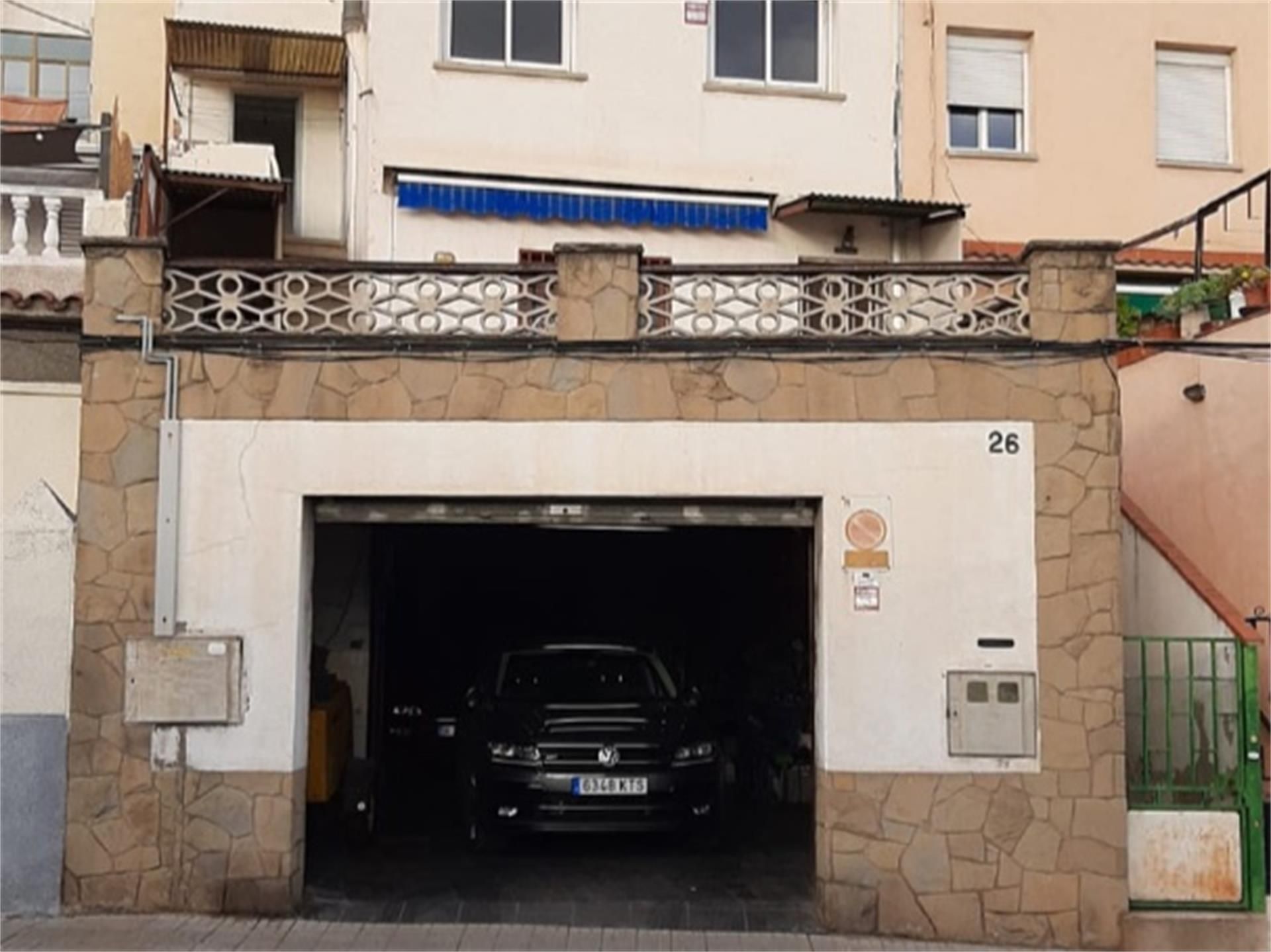 Parking of Duplex for sale in Santa Coloma de Gramenet  with Air Conditioner, Terrace and Balcony