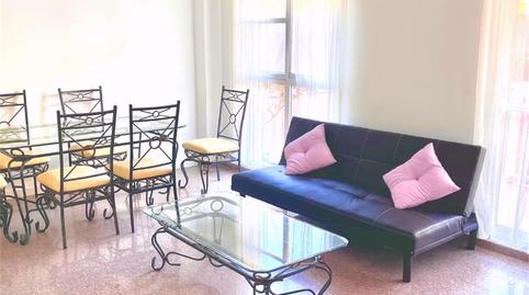 Foto 2 de Casa adosada en venta en Carrer Almeria, 3, Petrer, Alicante