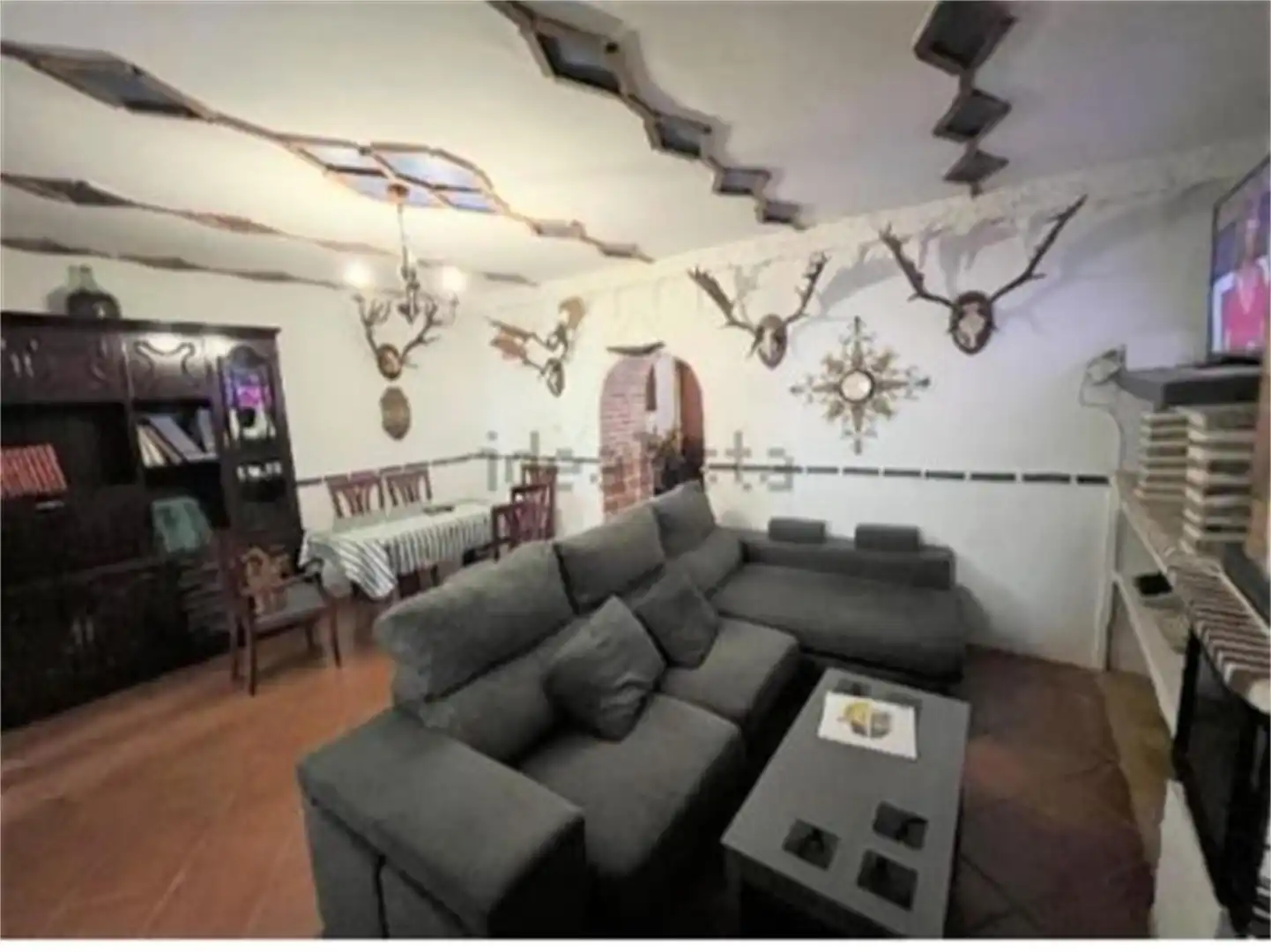 Casa adosada en venta en Calle Calle de Doctor Andres Muñoz, 28, Cazalla de la Sierra Sala de estar de Casa adosada en venta en Cazalla de la Sierra con Aire acondicionado y Terraza