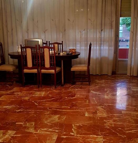 Pis en venda a Avenida de Andalucía, 28a, La Zarzuela - San José - Belén, Jaén - imatge 1 Foto 1 de Pis en venda a Avenida de Andalucía, 28a, La Zarzuela - San José - Belén, Jaén