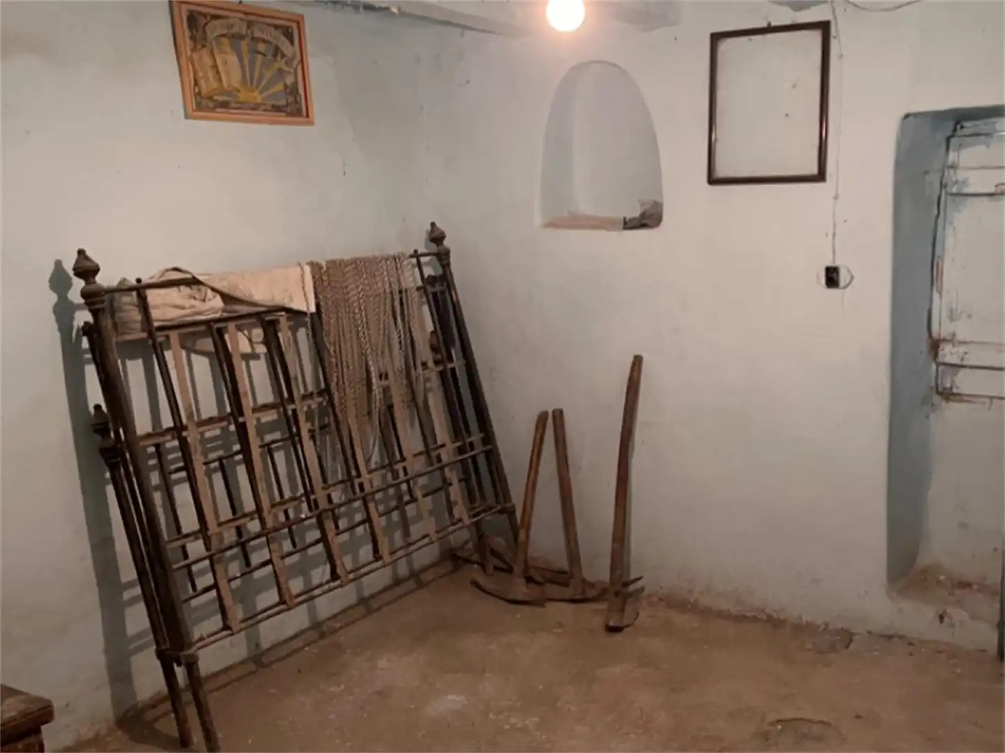 Casa adosada en venta en Chodos / Xodos