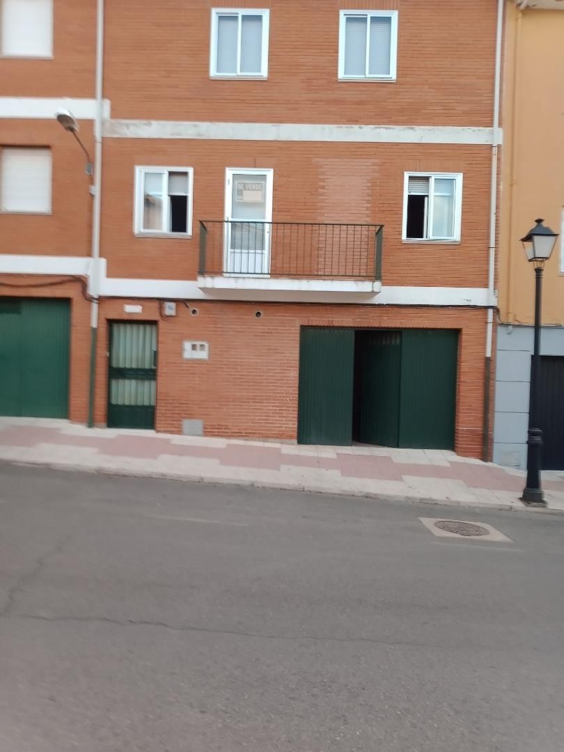 Exterior view of Flat for sale in Cilleros  with Furnished, Oven and TV