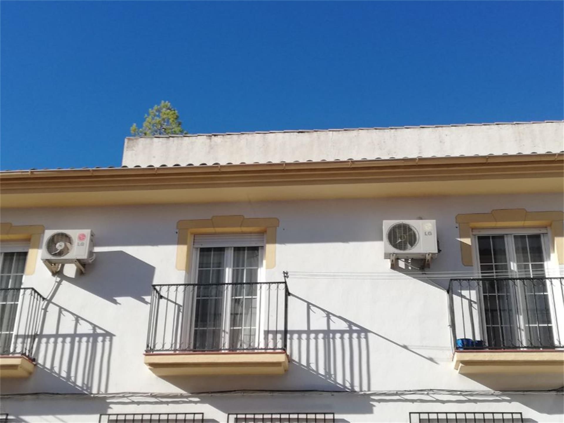 Exterior view of Flat for sale in Montefrío  with Air Conditioner and Balcony
