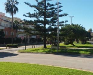 Vista exterior de Apartament en venda en Rota amb Aire condicionat, Calefacció i Jardí privat