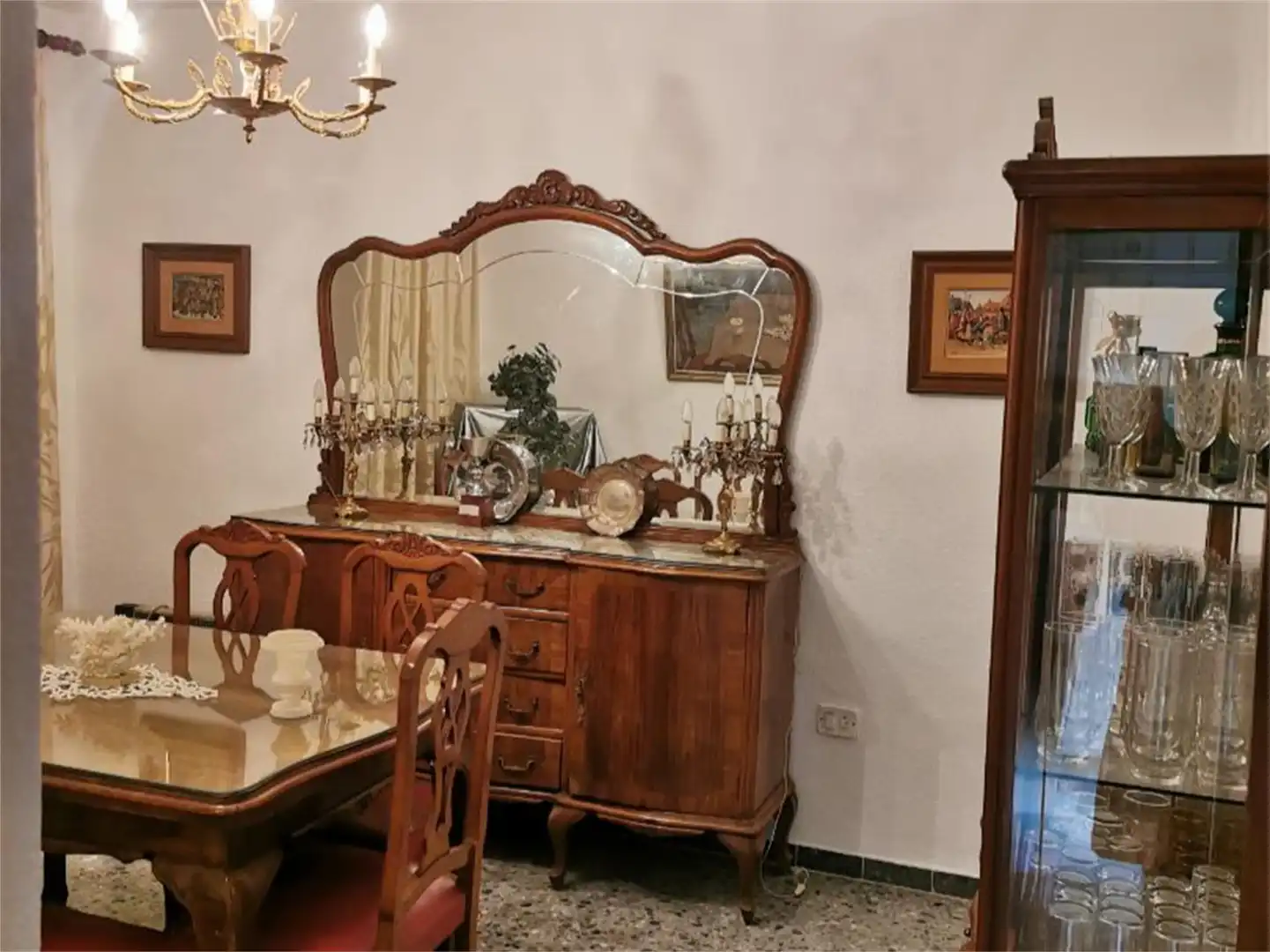 Casa adosada en venta en Paseo San Francisco, 5, Valencia de Alcántara Comedor de Casa adosada en venta en Valencia de Alcántara con Terraza, Amueblado y Balcón