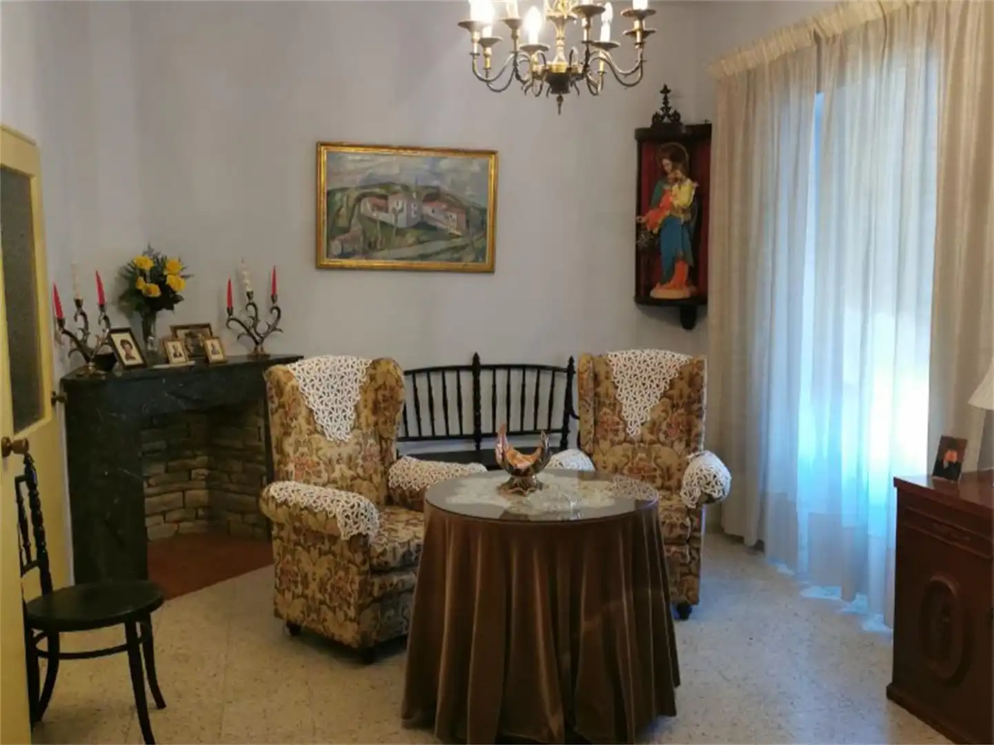 Casa adosada en venta en Paseo San Francisco, 5, Valencia de Alcántara Sala de estar de Casa adosada en venta en Valencia de Alcántara con Terraza, Amueblado y Balcón