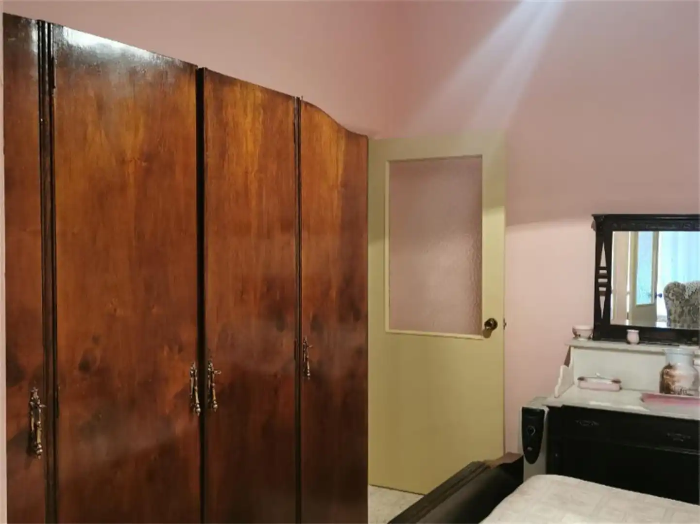 Casa adosada en venta en Paseo San Francisco, 5, Valencia de Alcántara Habitación de Casa adosada en venta en Valencia de Alcántara con Terraza, Amueblado y Balcón