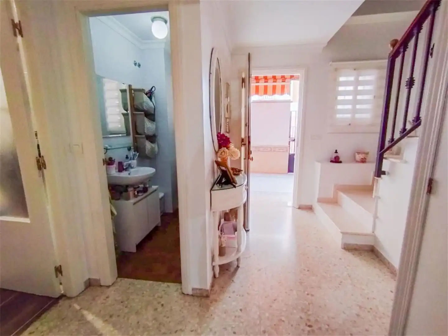 Casa adosada en venda a Calle Amadeo Arias, 1, Écija Casa adosada en venda en Écija amb Calefacció, Terrassa i Traster