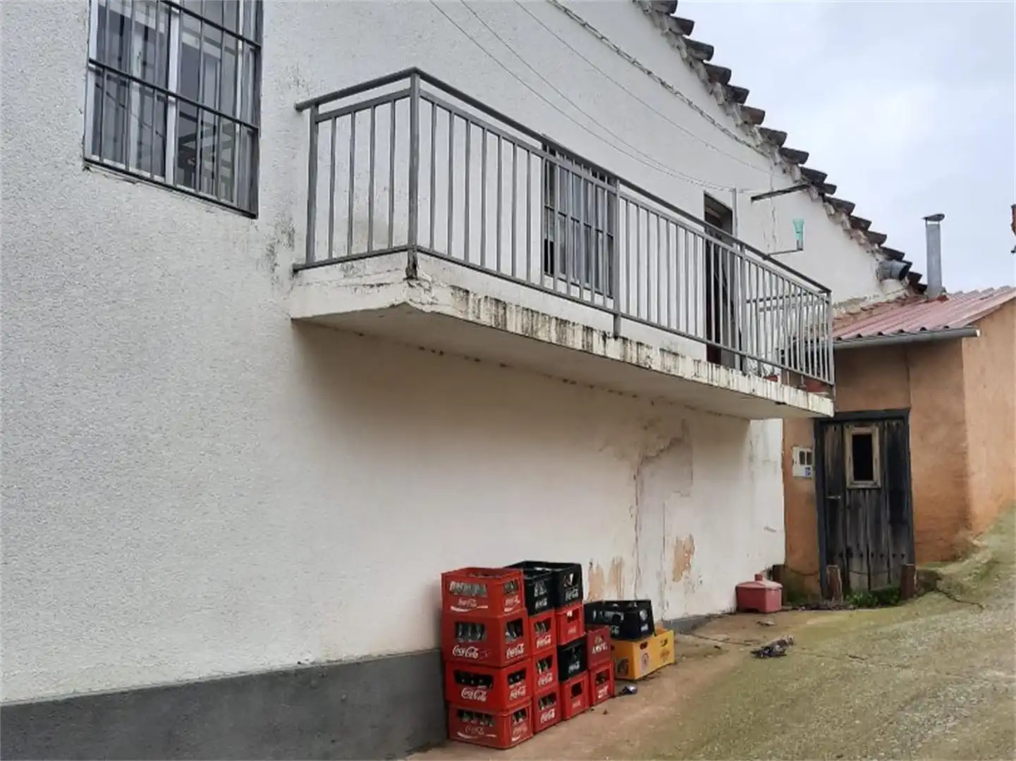 Exterior view of Detached homes for sale in Castronuevo  with Air Conditioner, Heating and Parquet flooring