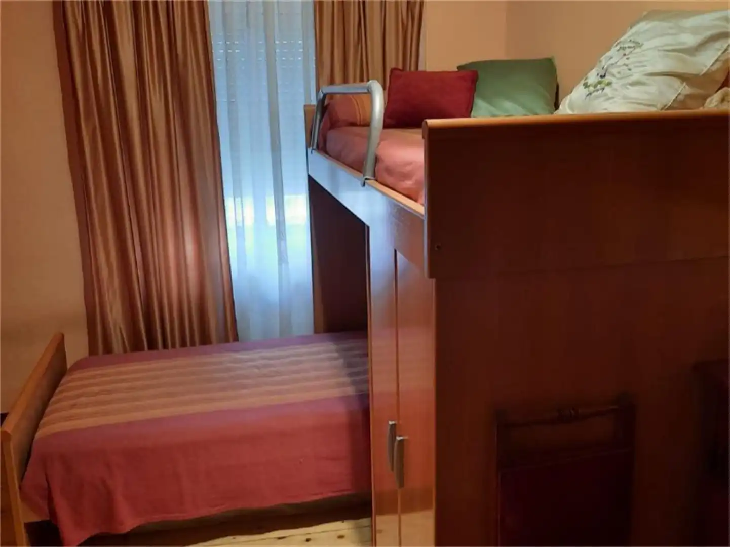 Bedroom of Detached homes for sale in Castronuevo  with Air Conditioner, Heating and Parquet flooring