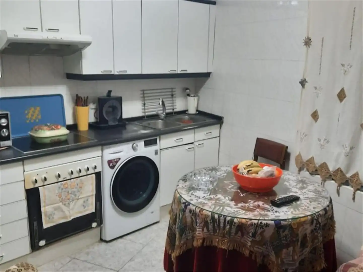 Kitchen of Detached homes for sale in Castronuevo  with Air Conditioner, Heating and Parquet flooring
