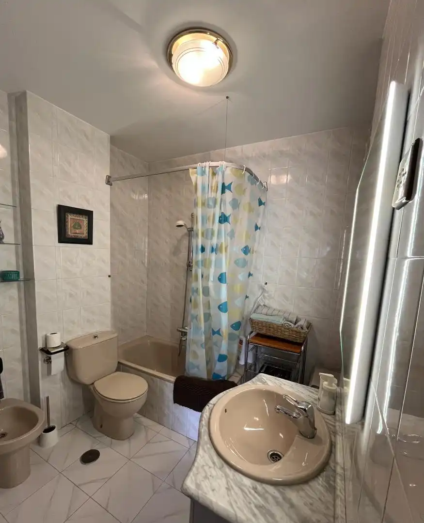 Flat for rent in Paseo de Trengandín, 18, Tregadín Bathroom of Flat for rent in Noja with Heating, Terrace and Furnished