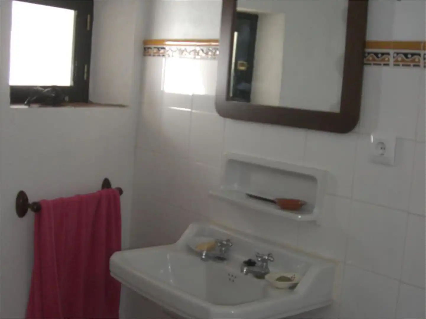 Casa o chalet en venta en Fuenteheridos Baño de Casa o chalet en venta en Fuenteheridos con Jardín privado, Terraza y Piscina