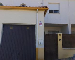 Parking of Single-family semi-detached for sale in Carrión de Calatrava  with Air Conditioner, Terrace and Balcony