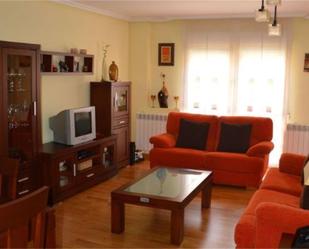 Living room of Flat for sale in La Lastrilla   with Terrace and Swimming Pool