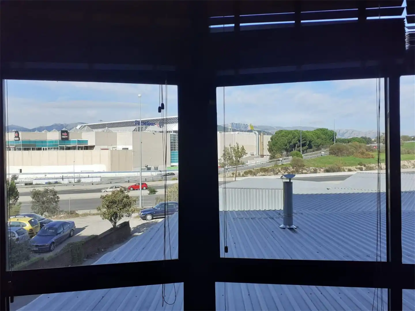 Commercial properties for rent in Avenida Juan Carlos I, 40, Villalba Estación Exterior view of Commercial properties for rent in Collado Villalba
