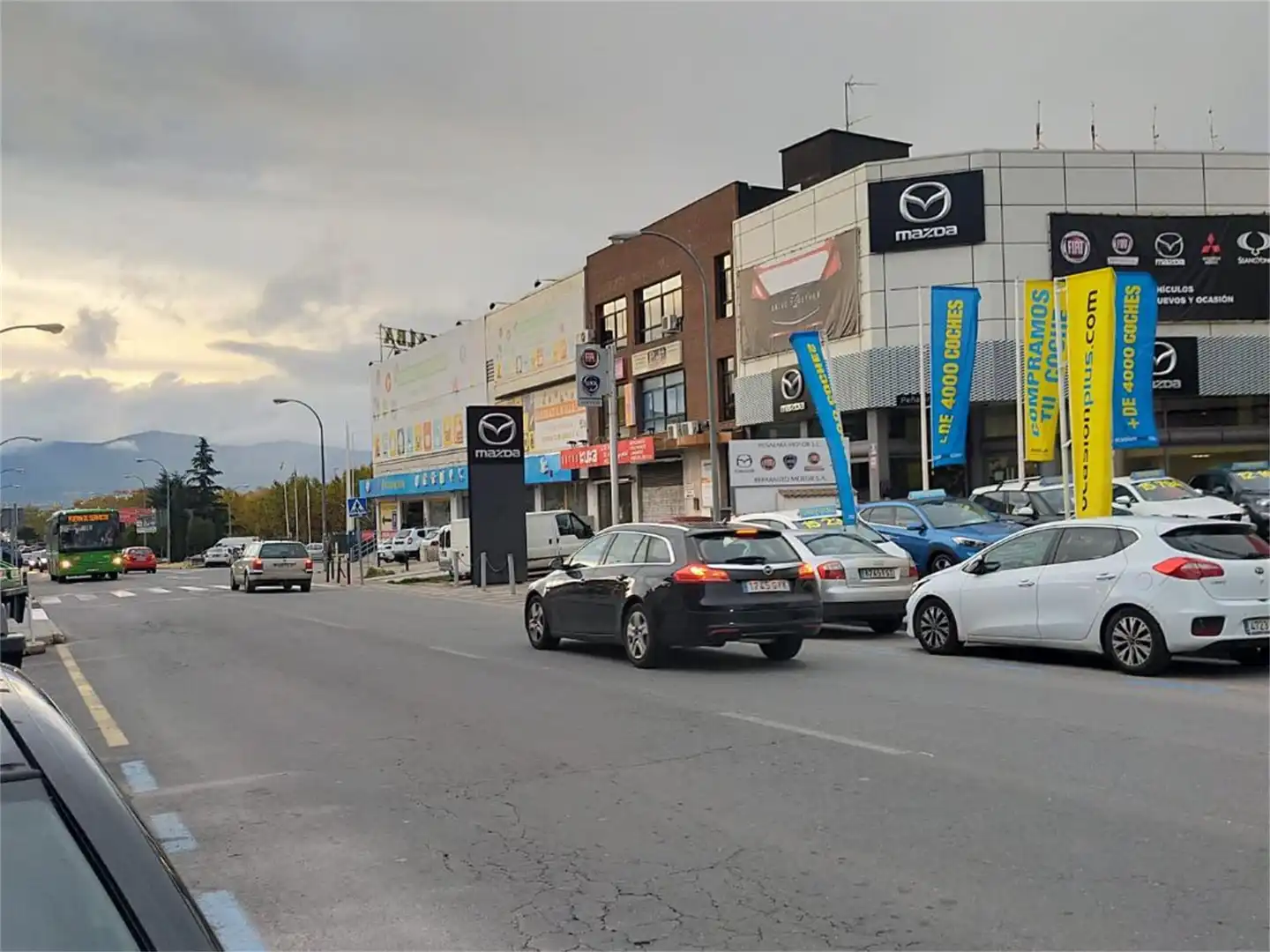 Commercial properties for rent in Avenida Juan Carlos I, 40, Villalba Estación Exterior view of Commercial properties for rent in Collado Villalba