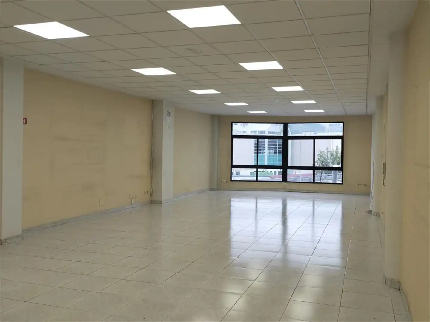 Commercial properties for rent in Avenida Juan Carlos I, 40, Villalba Estación Commercial properties for rent in Collado Villalba