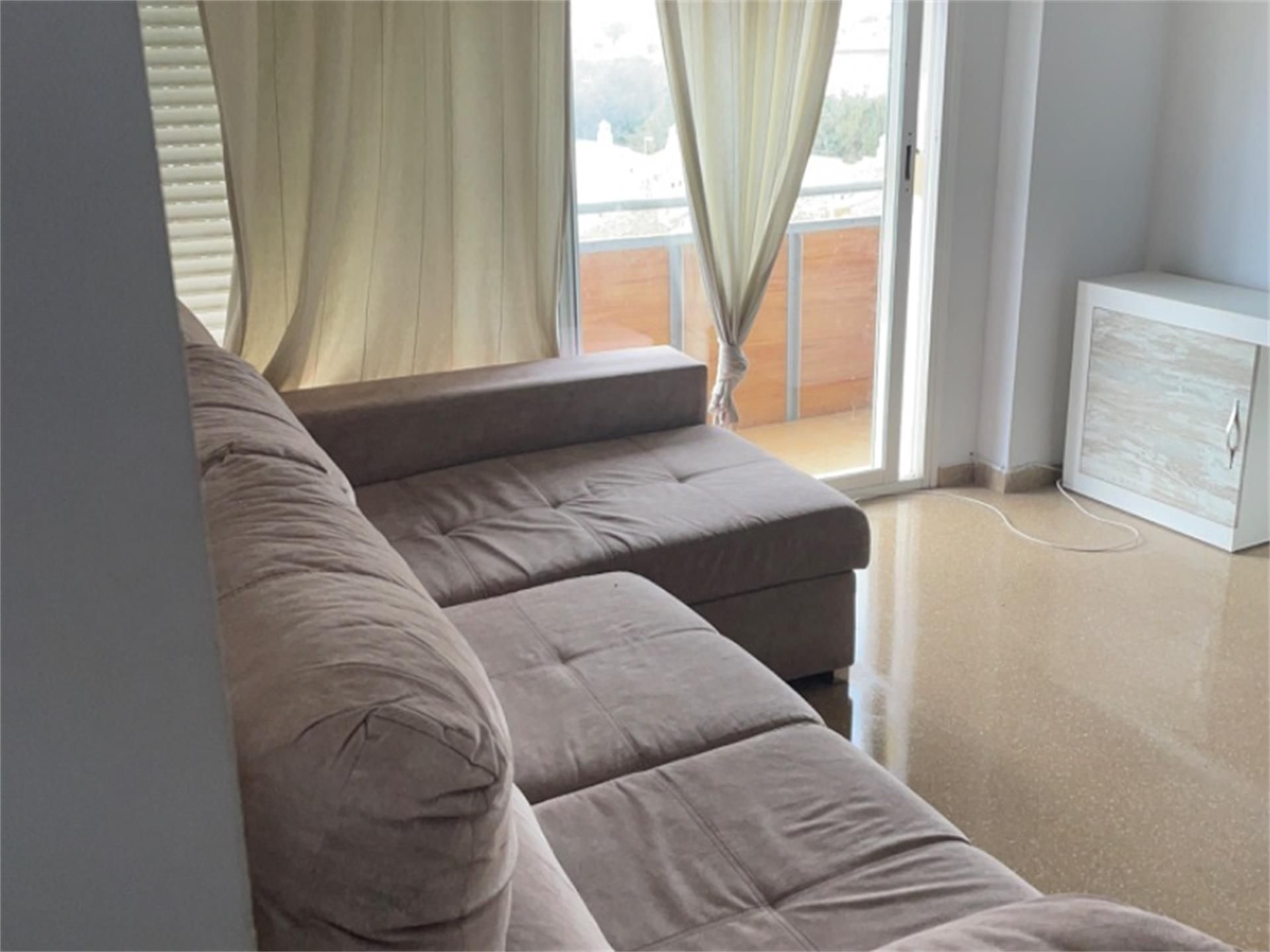 Living room of Flat for sale in Sanlúcar de Barrameda  with Air Conditioner, Terrace and Swimming Pool