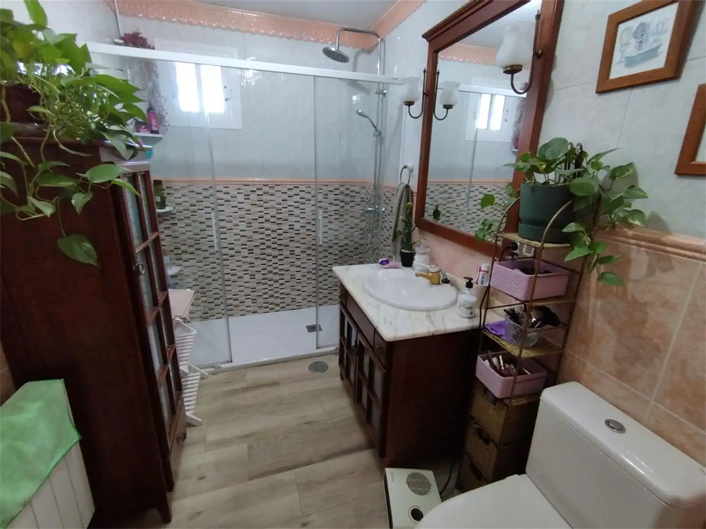 Casa o chalet en venta en Diseminado Ctra Cordoba, 5, Valdeastillas - Fuentezuelas Baño de Casa o chalet en venta en Jaén con Aire acondicionado, Calefacción y Jardín privado