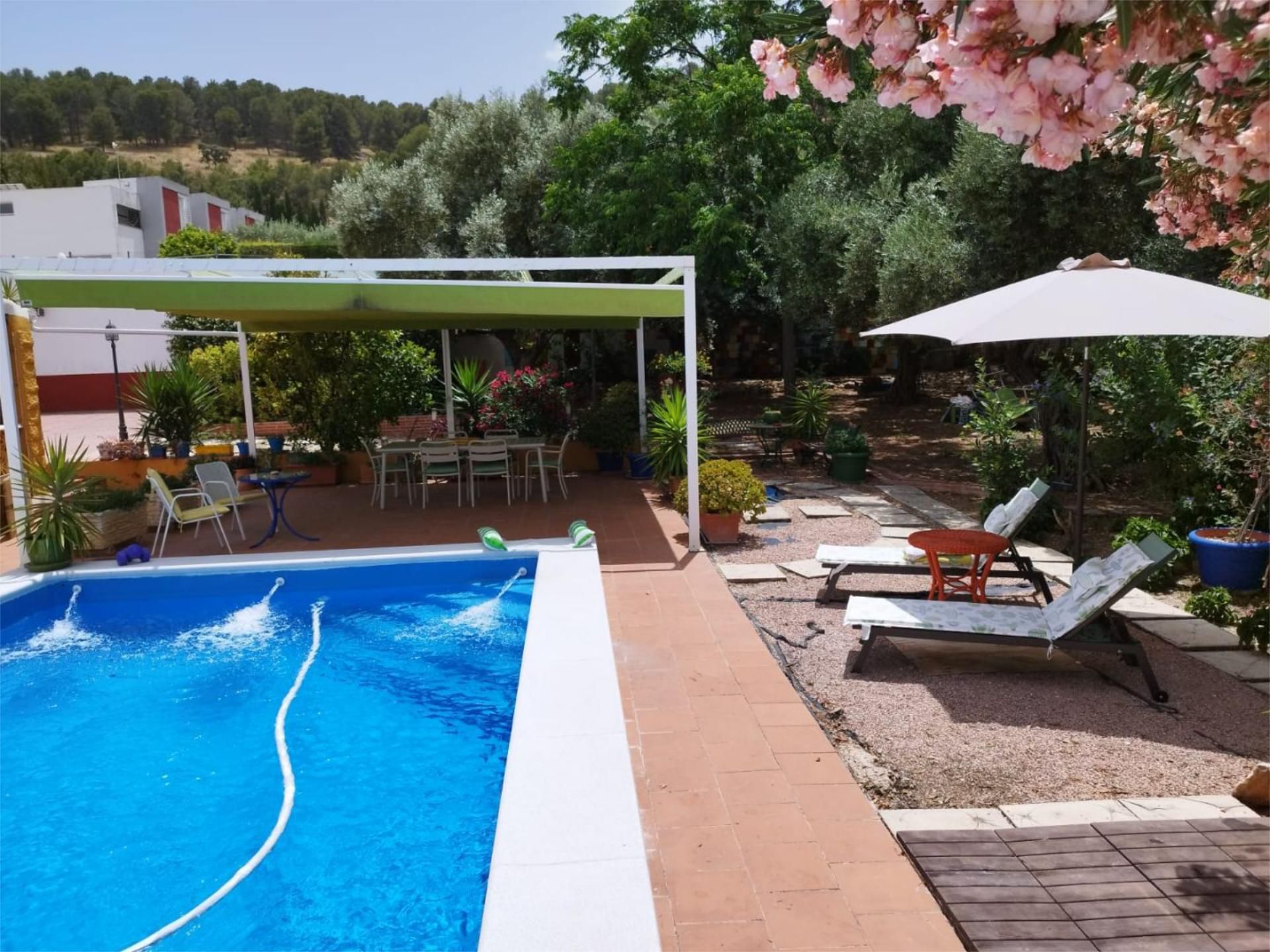 Piscina de Casa o xalet en venda en  Jaén Capital amb Aire condicionat, Terrassa i Piscina