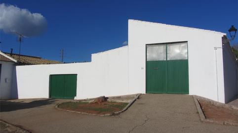 Foto 2 de Casa adosada en venta en Calle San Fernando, 44, Vilches, Jaén