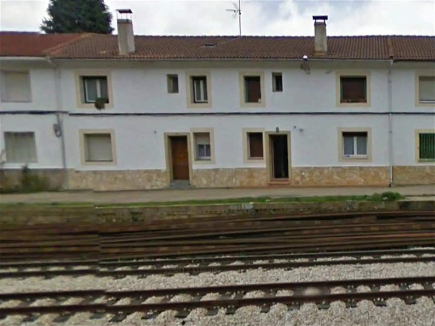 Einfamilien-Reihenhaus zum Verkauf in Calle Patio Andaluz, 1, Merindad de Valdeporres Außenansicht von Einfamilien-Reihenhaus zum Verkauf in Merindad de Valdeporres