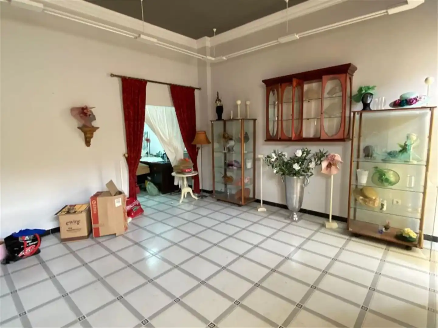 Local en venta en Avenida Vivar Téllez, 34, Hispanidad - Vivar Téllez Sala de estar de Local en venta en Vélez-Málaga con Amueblado