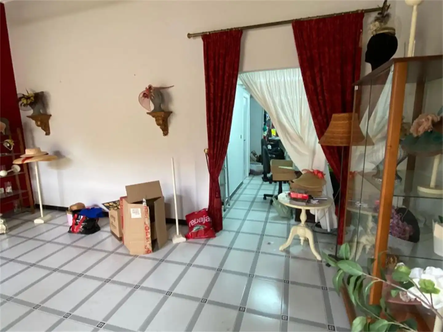 Local en venta en Avenida Vivar Téllez, 34, Hispanidad - Vivar Téllez Local en venta en Vélez-Málaga con Amueblado