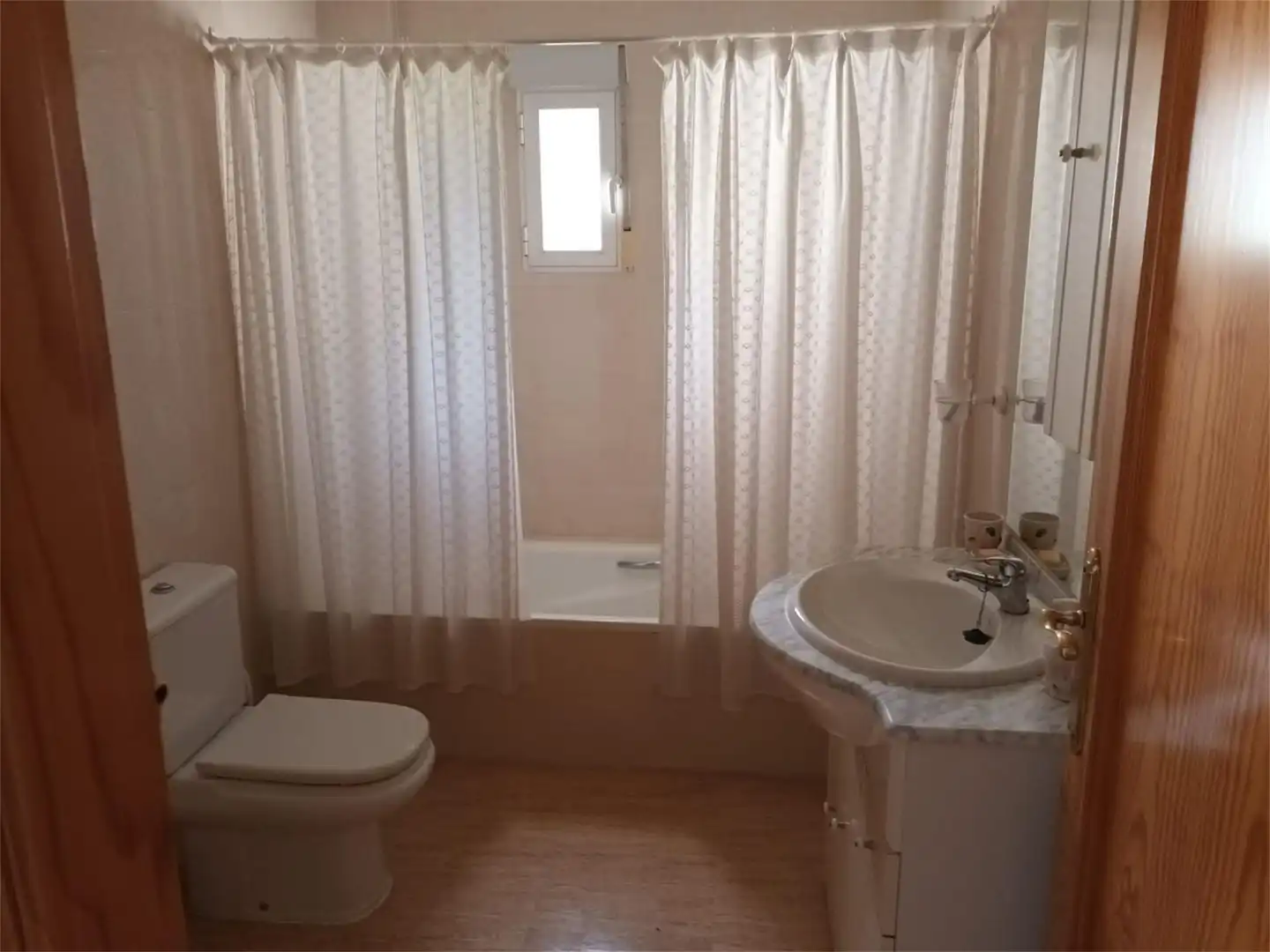 Casa o xalet en venda a Urbanización San Rafael, 5, Baeza Bany de Casa o xalet en venda en Baeza amb Terrassa, Piscina i Balcó