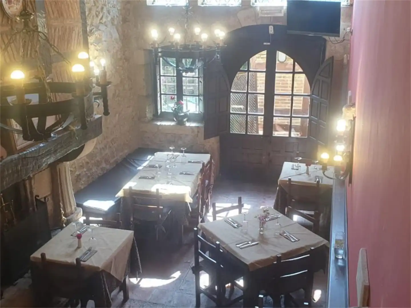 Casa adosada en venta en Calle Cantón, 14, Santillana del Mar Casa adosada en venta en Santillana del Mar con Aire acondicionado y Balcón