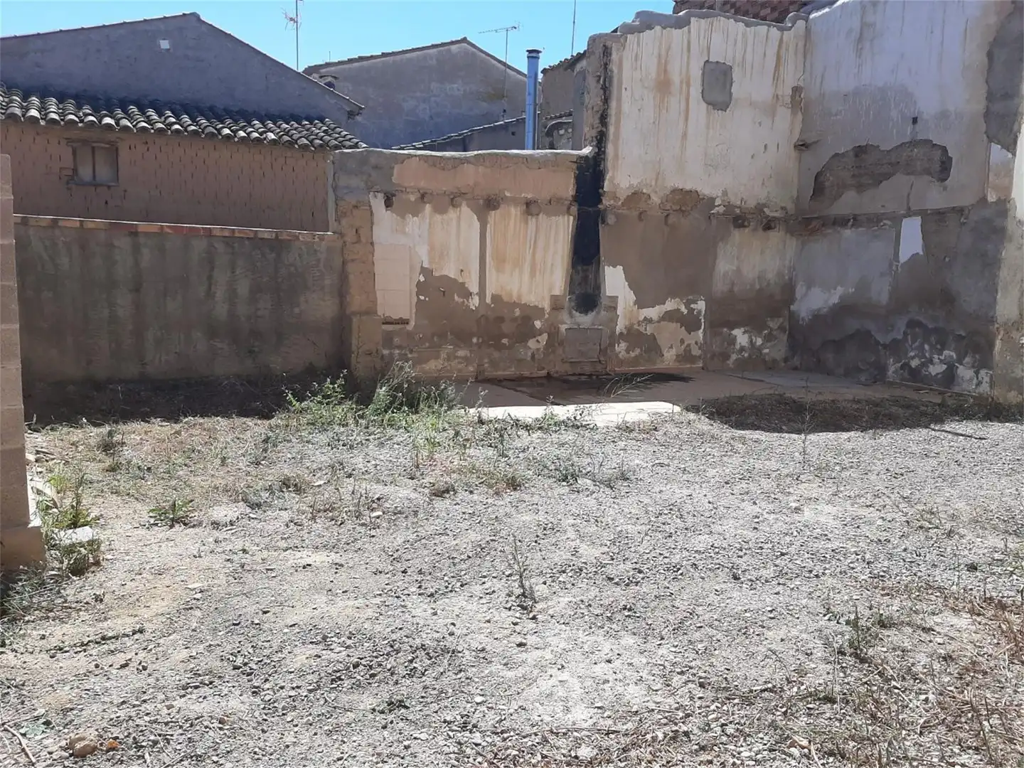 Land for sale in Sena