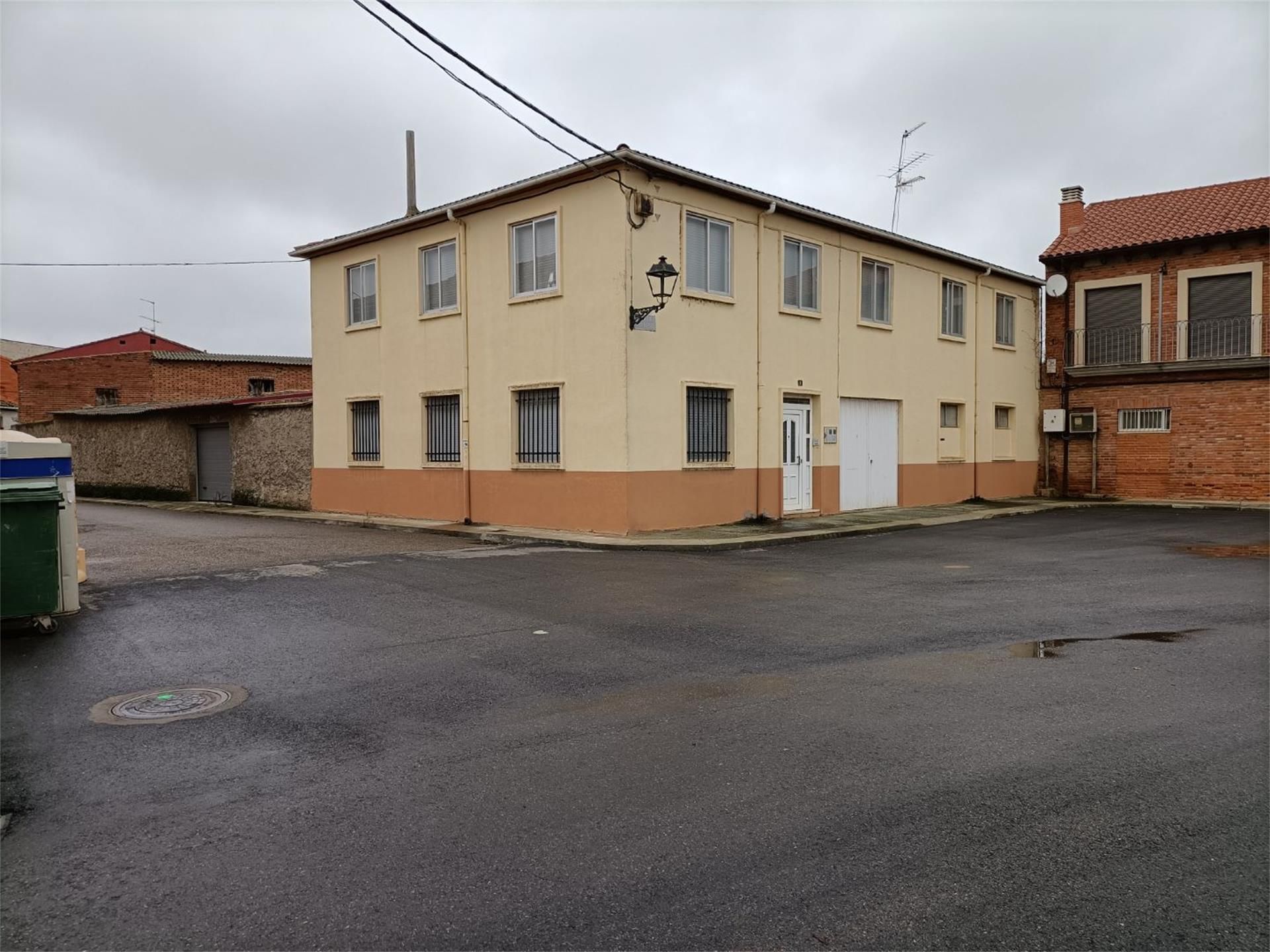 Vista exterior de Casa o xalet en venda en Villamañán